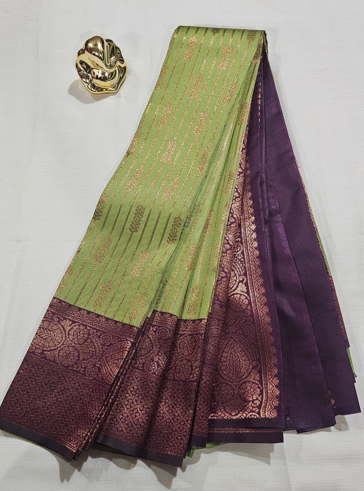 KANCHIPURAM VAIROOSI SOFT SILK SAREES Leaf green with purple