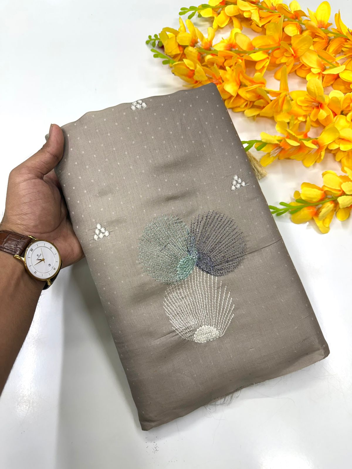 Butter silk saree Light grey with pastel pink
