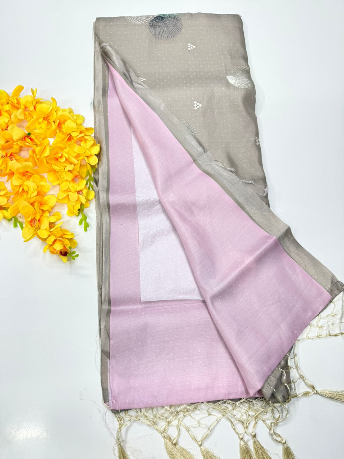 Butter silk saree Light grey with pastel pink